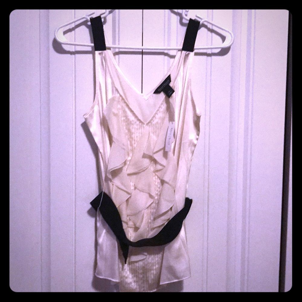 Ruffle tank